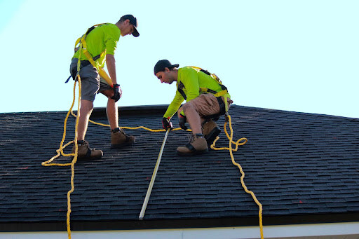 How to Choose the Right Roofing Contractor in Berkeley, CA - Symplify